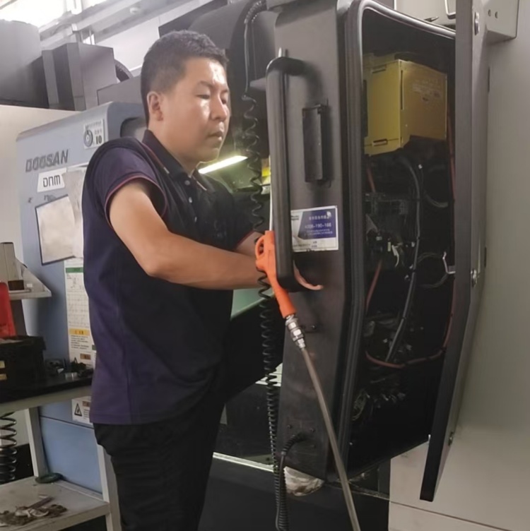 四軸轉(zhuǎn)臺(tái) 四軸轉(zhuǎn)臺(tái)